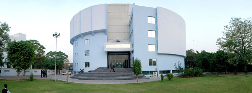 Hajvery University, HU, Lahore - studyup.pk